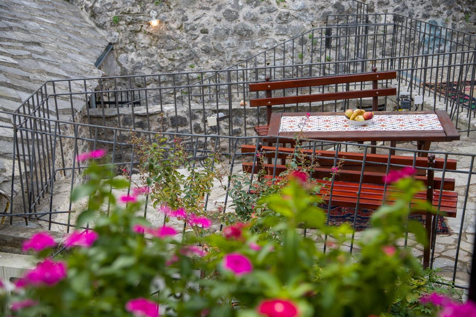Old Mill Studio Apartment Mostar Exteriör bild
