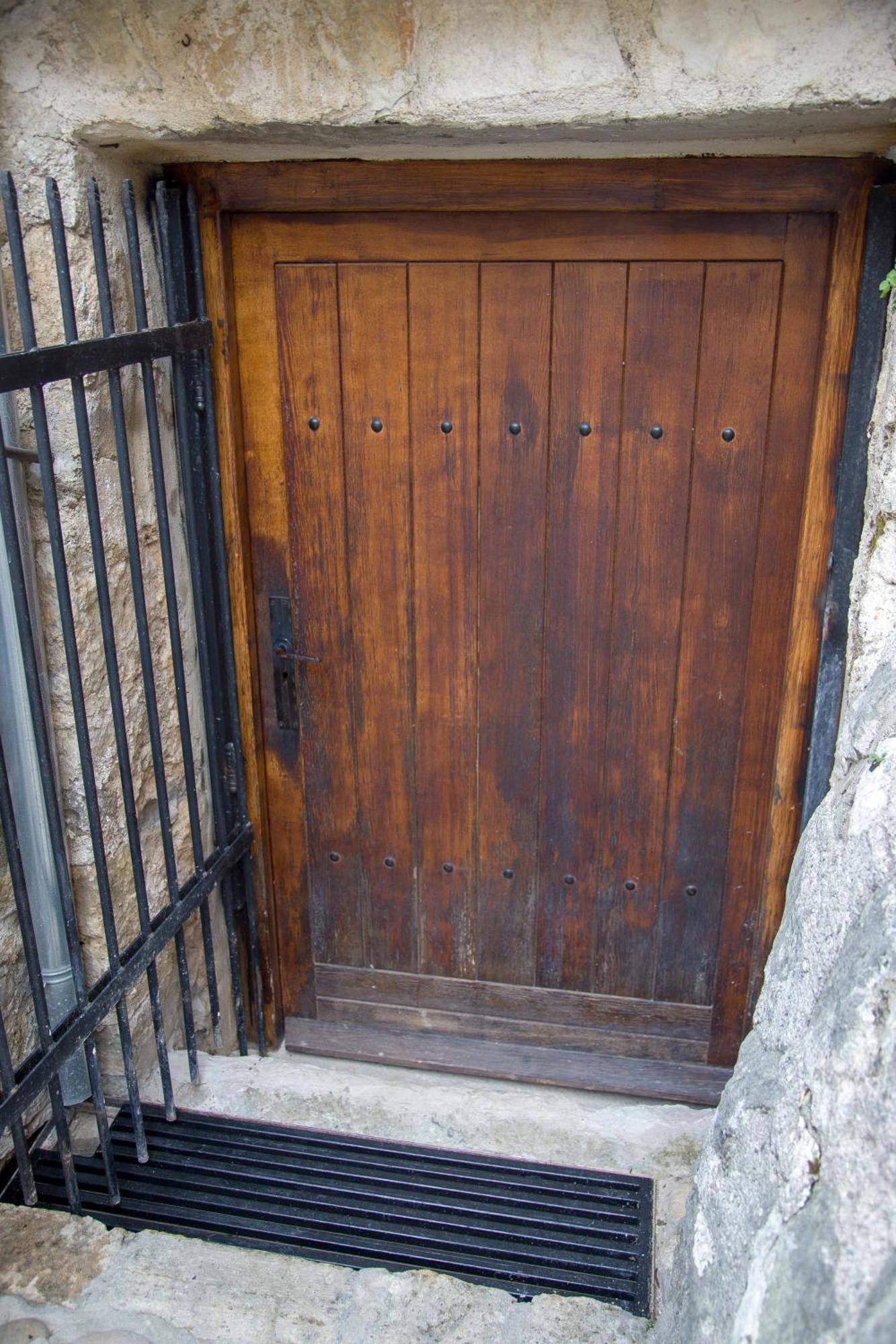 Old Mill Studio Apartment Mostar Exteriör bild
